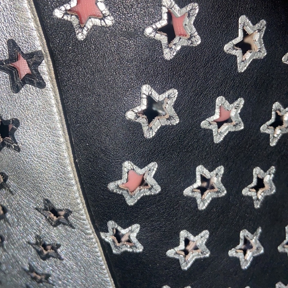 /traded/Jimmy Choo: Sofia, Pimlico Star ⭐️ Punching 🥊 Tote Bag Silver &Black - Picture 7 of 16